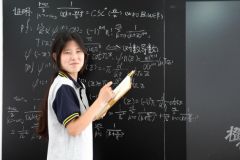 中专女生拿下数学竞赛全球 12 名，故事比《心灵捕手》更燃