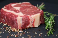 牛肉为何持续降价？